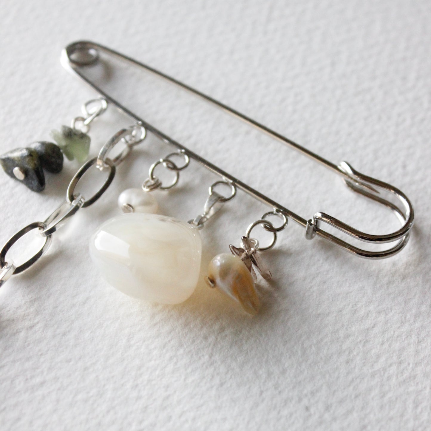Laguna brooch